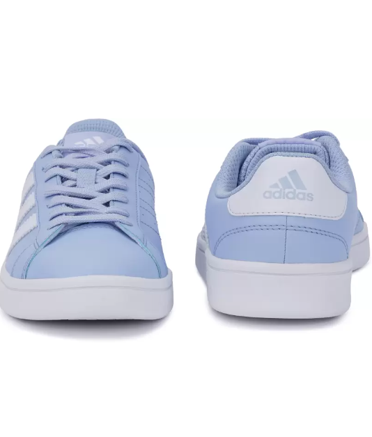 Street Stunner W Sneakers